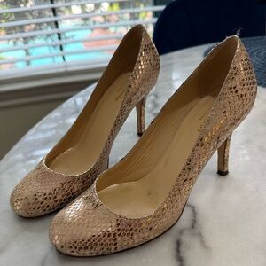 Kate Spade Size 6 Shimmering Gold Snakeskin Heels